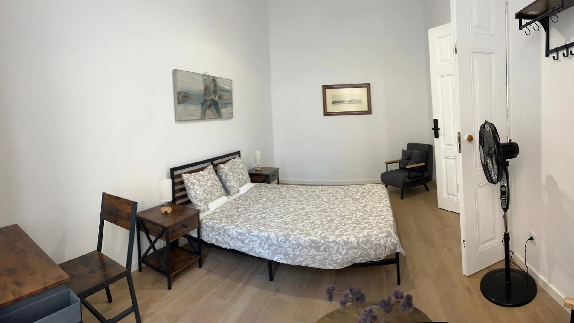 Yellow Guesthouse Faro 0*,